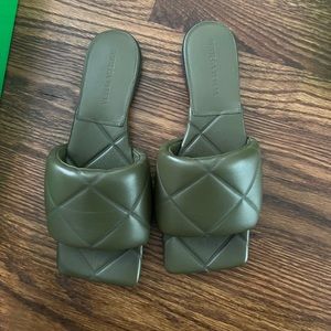 Bottega Veneta sandals 36